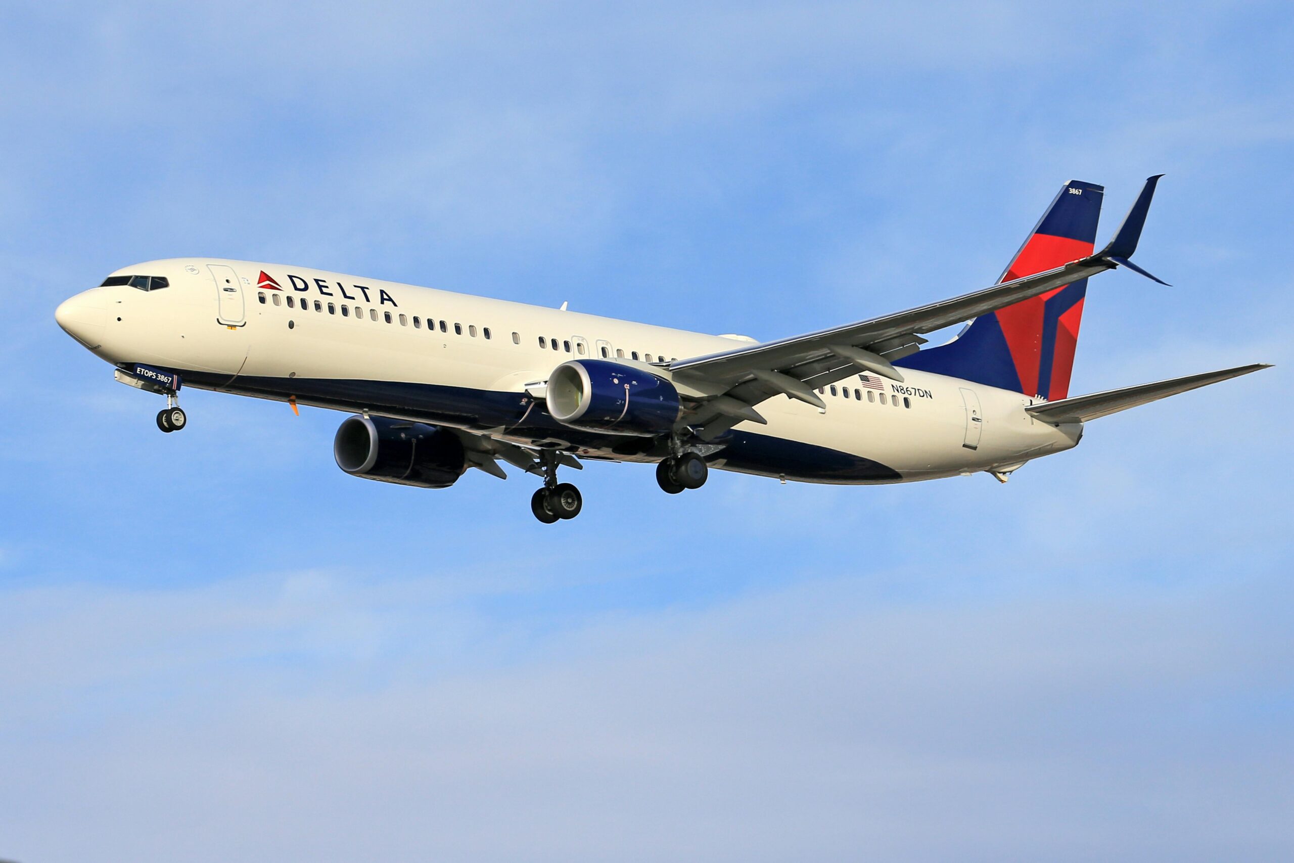 What to Do if Your Delta Flight DL275 is Diverted from LAX: Essential Tips for Passengers